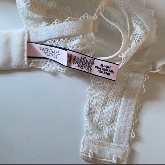 2 VICTORIA’S SECRET Strappy Bras ♥️ White ♥️ XL - Picture 15 of 16